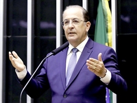 Do partido de Bolsonaro e muito chegado no Alckmin. O deputado federal Motta (foto) evita falar sua preferência para o segundo turno. (Foto: Assessoria)