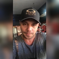 Vídeo se espalhou pela rede e em menos de 24 horas recebeu mais de 1,4 mil compartilhamentos e centenas de comentários. (Foto: Reprodução/Redes Sociais)