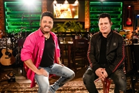 Quem comanda a festa do Valentim Rodeio Show 2022 é a dupla sertaneja Bruno e Marrone, uma das melhores do Brasil (Foto: Divulgação)