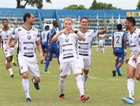 A Votuporanguense joga hoje, às 15h, diante da equipe do União São João, em Araras (Foto: Rafa Bento/CAV)