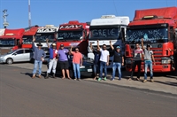 De acordo com os caminhoneiros de Votuporanga, a expectativa é reunir cerca de 100 trabalhadores da classe no movimento (Foto: Aline Ruiz/A Cidade)