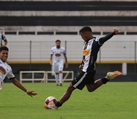 A Votuporanguense encaraa equipe do Velo Clube no estádio Benito A. Castellano em Rio Claro (Foto: Rafael Bento/CAV)