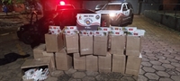 Jovem de 20 anos tenta fugir, mas é flagrado com carga de cigarros de R$ 200 mil