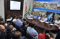  Saev Ambiental lança serviço de limpeza gratuita de caixas d água (Foto: Divulgação/Prefeitura de Votuporanga)