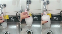 Água das torneiras dos bairros Pozzobon, Parque Boa Vista II, Jardim das Carobeiras, entre outros, estava com muito cloro, segundo moradores (Imagens: Reprodução/Redes sociais)