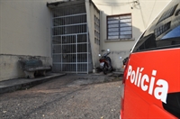 Juiz José Manuel e o delegado Ali Wanssa visitaram a cadeia