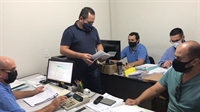 No Escritório Vitória, do contador Valdeci Merlotti (na foto), os profissionais já dispararam avisos sobre o prazo para os clientes (Foto: Arquivo pessoal)