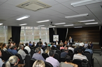 O secretário Rogério Luiz Zeraik Abdalla foi recepcionado no Centro de Cultura e Turismo (Foto: Daniel Castro/A Cidade)