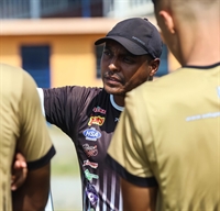 O técnico da Votuporanguense, Rodrigo Cabral, disse que a equipe não tem tempo para se lamentar e está focada (Foto: Rafael Bento/CAV)