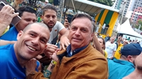 Quatro votuporanguenses deixaram a cidade ontem pela manhã e foram para Presidente Prudente acompanhar o presidente Bolsonaro (Foto: Arquivo pessoal)