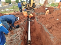 Após a conclusão da obra, prevista para o próximo mês, os moradores do bairro contarão com uma nova rede de distribuição de água (Foto: Prefeitura de Votuporanga)