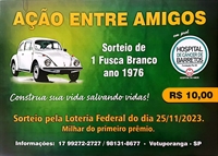 Um fusca branco de 1976 está sendo rifado por voluntários com recursos revertidos para o Hospital do Amor de Barretos (Foto: Divulgação)