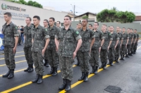 Alistamento militar não tem custo, mas quem o realizar fora do prazo deverá pagar multa; quem estiver no exterior também precisa se alistar (Foto: Prefeitura de Votuporanga)