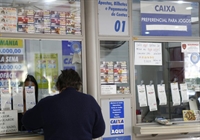  Pagamento da conta de luz está suspenso nas casas lotéricas. (Foto: Aniele Nascimento/Gazeta do Povo/ Arquivo)