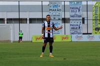 Lateral-direito Léo Cunha foi o quarto a ter contrato renovado pela diretoria da Votuporanguense para a Copa Paulista  (Foto: Rafael Bento/CAV)