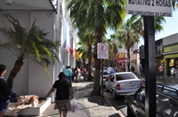 Após decreto, comércio de Votuporanga voltou a funcionar ontem em horário reduzido (Foto: A Cidade)