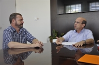 Flávio Piacenti Junior e o prefeito João Dado estarão na cerimônia desta sexta-feira na capital (Foto: Prefeitura de Votuporanga)