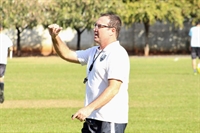 Estreia: Murilo Lopes, técnico da equipe sub-17 da Votuporanguense, que enfrenta Osvaldo Cruz (Foto: Rafael Nascimento/CAV)
