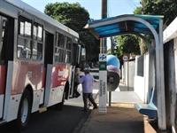  Prefeito anuncia a cobertura de 25 pontos de ônibus em Votuporanga (Foto: Divulgação/Prefeitura de Votuporanga)