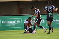 Depois de seis meses parado por conta de uma lesão, centroavante Dentinho estreou com um gol pela Votuporanguense (Foto: Rafael Bento/CAV)