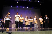 Eles receberam, além da bolsa de estudo de 100% durante o ensino médio, vários prêmios (Foto: Divulgação)