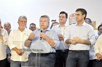 O governador Rodrigo Garcia inaugurou ontem em Votuporanga a primeira Clínica do programa Meu Pet do Estado de SP (Foto: A Cidade)