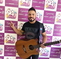 Rodrigo Olih se apresenta no Baltazar neste domingo 
