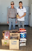 O provedor da Instituição, Luiz Fernando Góes Liévana, agradeceu os alimentos (Foto: Santa Casa de Votuporanga)