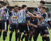 Contra o Atibaia na manhã de hoje, na Arena, a Votuporanguense faz hoje um dos principais jogos da sua história (Foto: Rafael Nascimento/CAV)