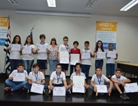 A competição foi uma iniciativa da professora de Língua Inglesa, Cristiane de Cassia Semenzim (Foto: Divulgação/Unifev)