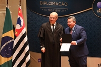 Presidente da Alesp compôs a mesa com autoridades do Judiciário paulista e foi diplomado para o seu quarto mandato parlamentar (Foto: Assessoria)