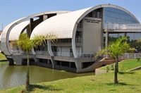 A Biblioteca Municipal “Castro Alves” fica no Centro de Informações Culturais e Turísticas (Foto: Prefeitura de Votuporanga)