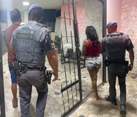 Casal é preso por tráfico de drogas durante operação da Força Tática