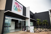 Fenômeno da literatura infantoJuvenil, Paula Pimenta, estará no FLIV, nesta sexta-feira (Foto: Comunicativa Imprensa e Eventos)