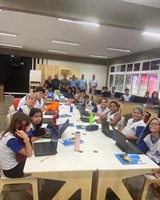  Este projeto visa ampliar o horizonte educacional, capacitando os alunos com habilidades tecnológicas (Foto: Prefeitura de Valentim Gentil)