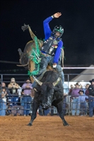Valentim Gentil entra no ritmo dos oito segundos e recebe a PBR Brazil pelo segundo ano consecutivo
