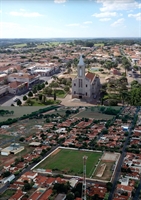 Duas cidades da região perderam habitantes no último ano