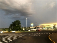 De acordo com os institutos de meteorologia, as possibilidades de pancadas de chuvas, com rajadas de vento e até mesmo a aparição de granizo, são altas (Foto: Colaboração/Leitor)