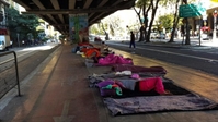 A Polícia Civil investiga se os moradores de rua comeram comida envenenada ou estragada. (Foto: Jorge Araujo/Fotos Públicas)