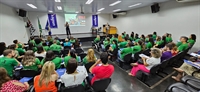 Palestras ocorreram no auditório da Cidade Universitária da Unifev  (Foto: Apae)