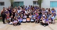 No Dia Mundial da Prematuridade, dia 17 de novembro, a equipe da unidade reuniu ex-pacientes e familiares, celebrando a vida e a saúde destes guerreiros (Foto: Divulgação/Santa Casa)