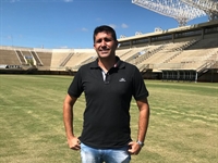 Eduardo Souza, técnico do Clube Atlético Votuporanguense, que joga na manhã de hoje, às 10h30, contra o Barretos (Foto: Rafael Nascimento/CAV)