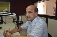 O prefeito João Dado foi entrevistado ontem pela Cidade FM (Foto: A Cidade)