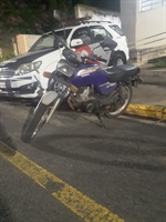 A equipe estava em patrulhamento no bairro Pró-Povo, na região norte do município, quando tiveram a vista a motocicleta (Foto: PM Votuporanga)