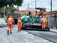 Programa de recapeamento de ruas chega à região central de Votuporanga