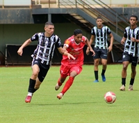 Cavinho vence um jogo e empata outro no final de semana