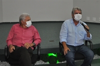 Jorge Seba e Cabo Valter receberão amanhã seus diplomas de prefeito e vice da Justiça Eleitoral (Foto: A Cidade)   