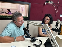 Carlão Pignatari esteve ontem nos estúdios da Cidade FM, acompanhado de sua assessora Karina do Carmo, para um balanço de 2023 Foto: A Cidade