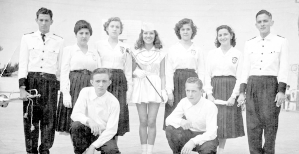 O desfile cívico de 7 de setembro, na rua Amazonas, reunia no passado estudantes e militares. Na foto um grupo de estudantes, da Escola Técnica do Comércio “Cruzeiro do Sul”, mais tarde tornou-se Colégio Comercial. Os figurantes não foram identificados, mas trata-se do desfile de 7 de setembro, no ano de 1955. 

***Confira mais desta coluna em nossa edição impressa e online para assinantes.